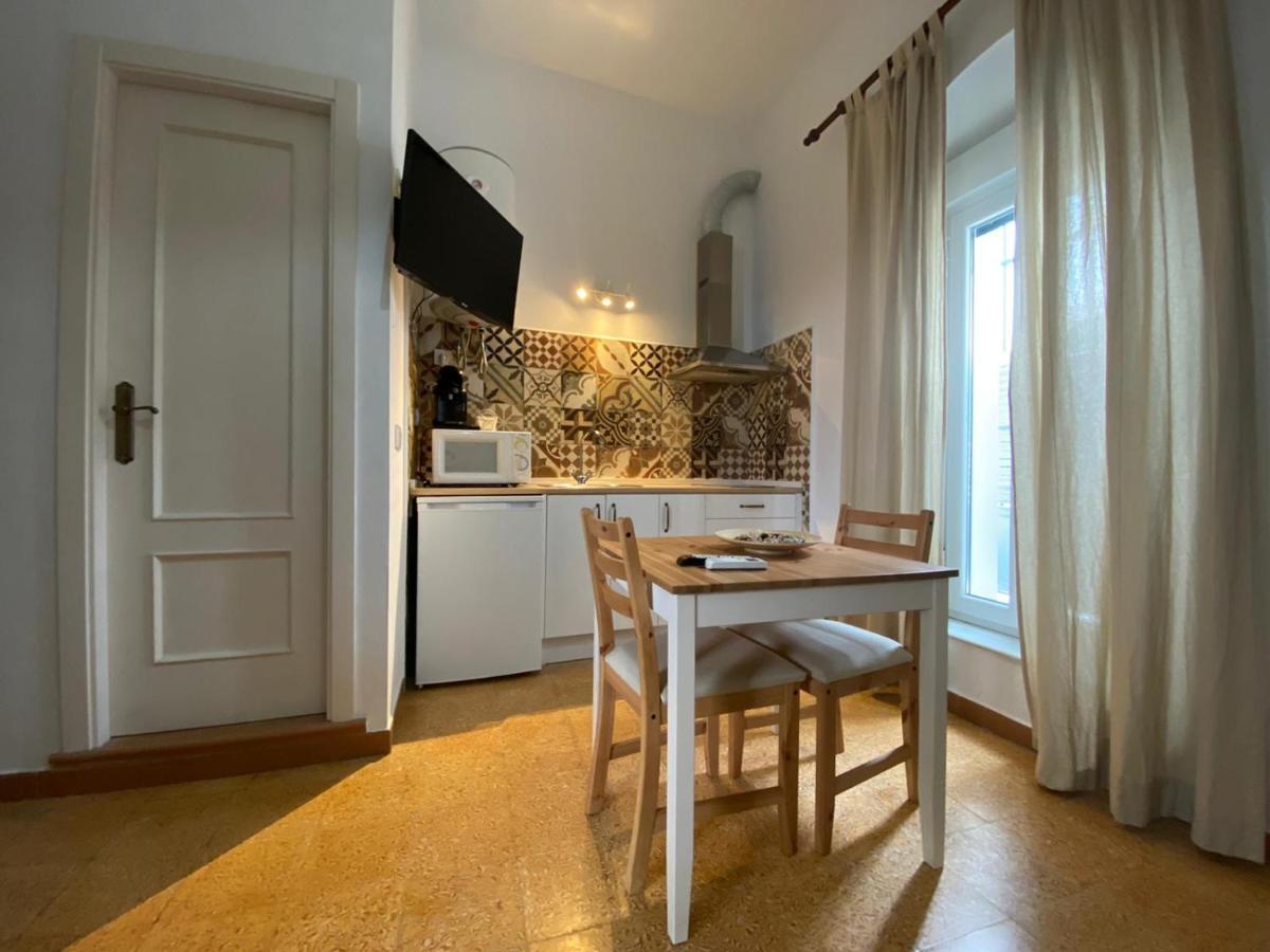Apartamentos El Arco Conil De La Frontera Exterior foto